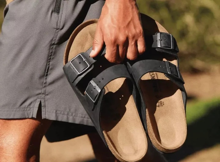 Birkenstock Arizona to must-have wśród butów na lato
