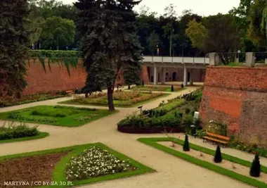 Miesiąc Kobiet w Jubilacie – warsztaty zdrowia i spotkania tematyczne w Głogowie