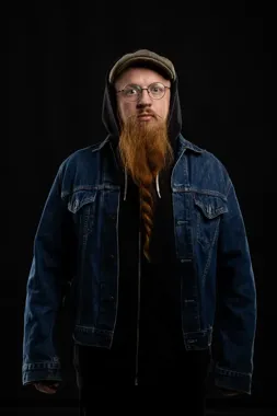 Grafika promocyjna wydarzenia Arek JAKSA — „Warto rozmawiać, Andrzej” (Głogów)