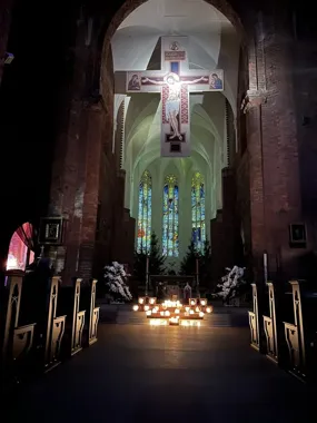 Grafika promocyjna wydarzenia Majowa modlitwa Taize w Głogowie – wieczór ciszy, śpiewu i medytacji